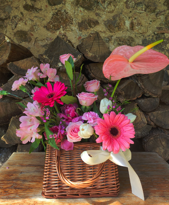 Cesta de flores en Vitoria